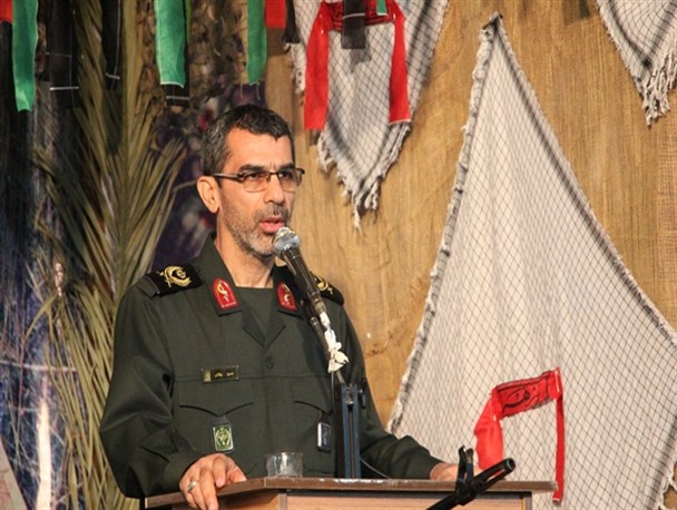 کسانی‌که از روحیه‌جهادی فاصله گرفته‌اند به جبهه دشمن نزدیک شده‌اند / رزمندگان دفاع مقدس هیچگاه به بهانه تحریم از اهداف خود کوتاهی نکردند