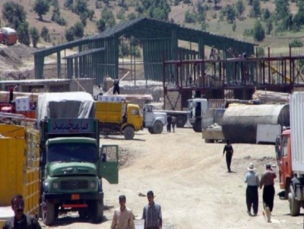 تعطیلی چند باره بازارچه مرزی "گمشاد" در سیستان و بلوچستان/عمر دولت به پایان رسید اما وعده ها عملی نشد!