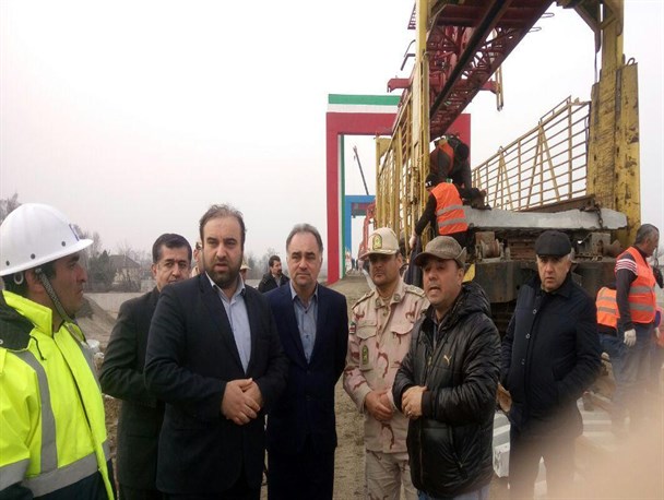 ریل گذاری راه آهن آستارا – آستارا در محدوده خاک جمهوری اسلامی ایران آغاز شد