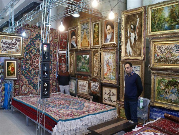 نمایشگاه عیدانه تولیدکنندگان خیر در تبریز گشایش یافت