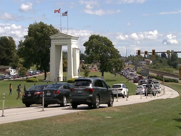 ممانعت از ورود یک ایرانی به آمریکا به بهانه خدمت در سپاه