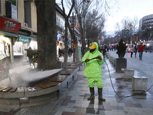 لردگان ضدعفونی می‌شود