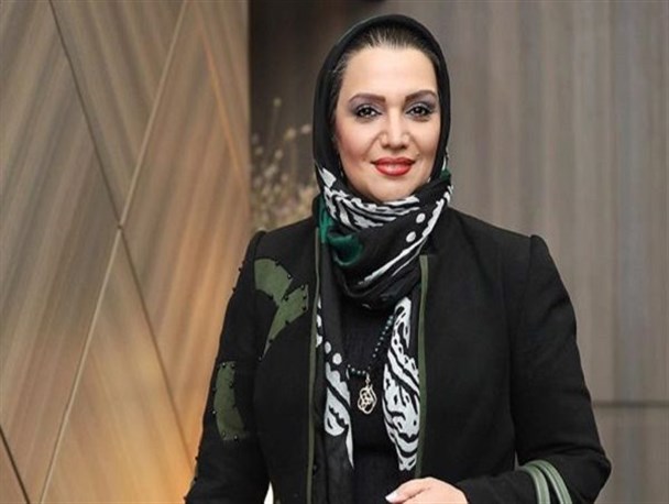 از مسئولان درخواست دارم با محتکران اقلام بهداشتی برخوردی سخت گیرانه داشته باشند