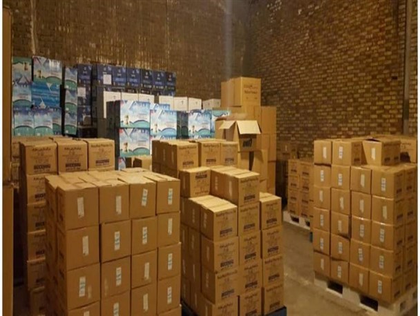 کشف 423 هزار جفت دستکش و مواد بهداشتی احتکارشده در نوشهر