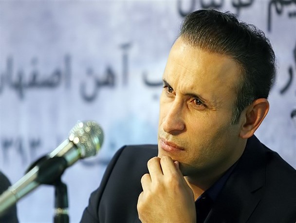 بابت این برد به تیم حریف تبریک می‌گویم/ گسترش فولاد به خوبی ما را جریمه کرد