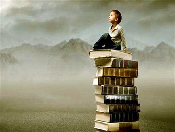 کتاب، بهترین و موثرترین عنصر در تربیت کودک و نوجوان است
