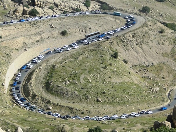 استقبال چشمگیر از جاذبه های گردشگری شهرستان بهمئی در روز طبیعت+تصاویر