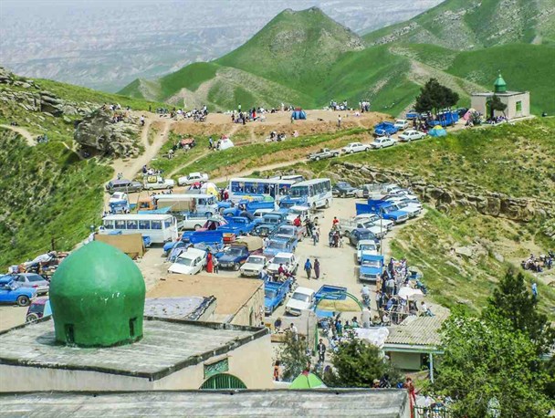 آغوش گرم بقاع متبرکه شرق کلستان در ۱۳ روز تعطیلات سال ۹۶ /تصاویر