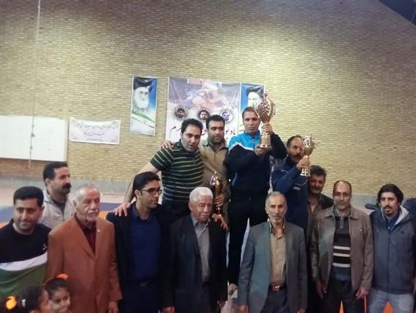 فیروزکوه نایب قهرمان مسابقات کشتی جام ایثار شد
