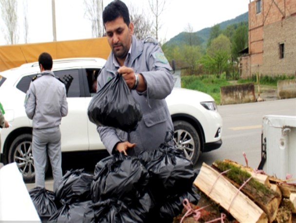 توزیع ذغال و هیزم رایگان برای حفاظت از جنگل/گزارش تصویری