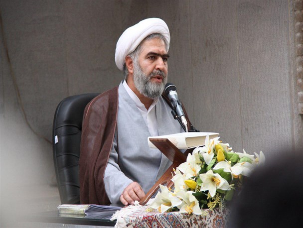 انتخاب مدیران و اساتید انقلابی لازمه حرکت رو به رشد حوزه علمیه است