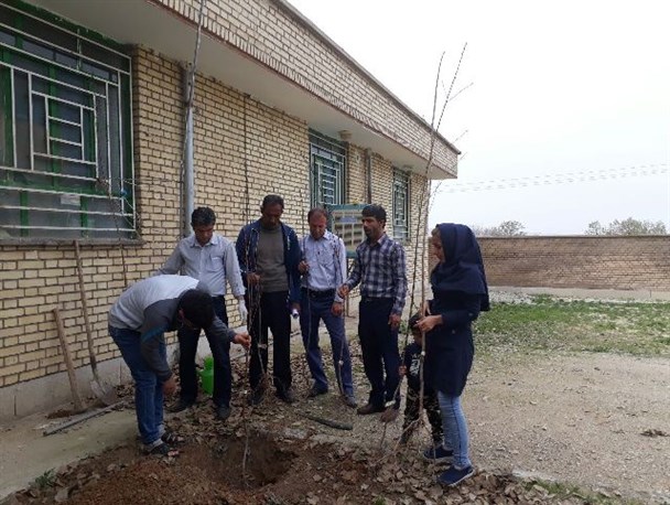اقدام جالب توسط پرسنل مرکز جامع سلامت روستایی سواری در روز طبیعت+تصاویر
