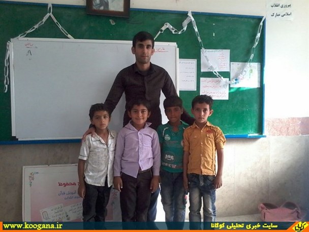 معلم نبض عشق و حیات جامعه است و شغلی است مقدس