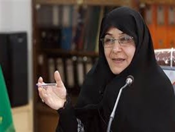 پیام تبریک ظریف بیجا و بر خلاف عزت ایران است/این پیام روح جوانان ایرانی را خدشه دار کرد