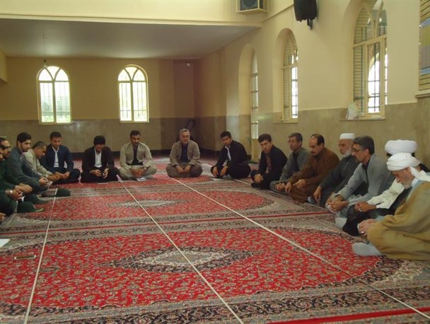دیدار اعضاء ستاد بزرگداشت مقام معلم با امام جمعه شهرستان جوانرود