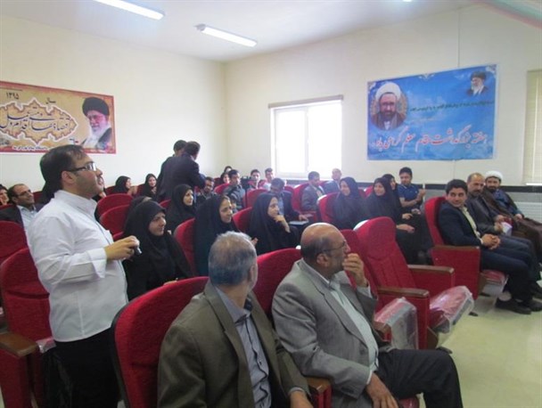 از اساتید دانشگاهی شهرستان گرمه تجلیل شد
