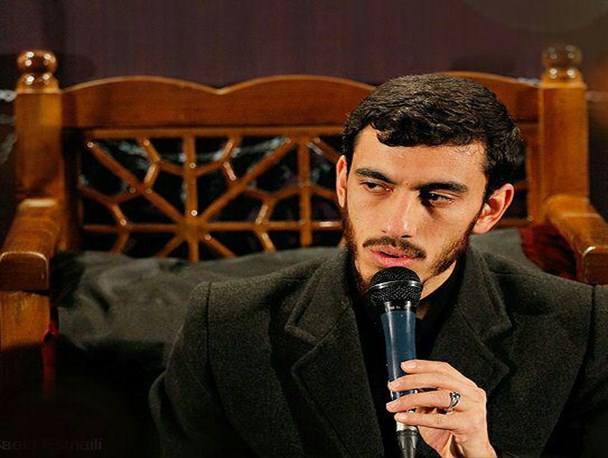 مداحی "در نفس های آخرم، بر زمین مانده پیکرم" با نوای مهدی رسولی/ ویژه شهادت امام موسی کاظم(ع)