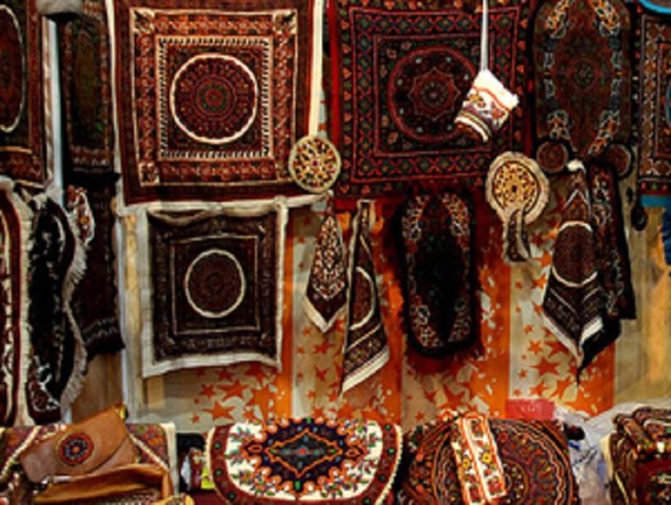 آغاز بکار نمایشگاه صنایع دستی ملی در کوهرنگ