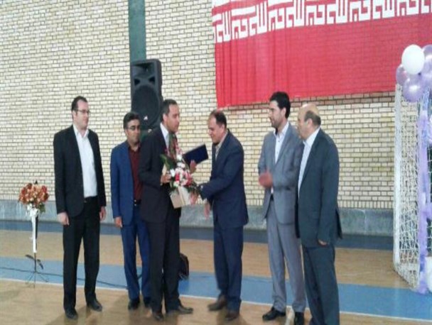 مراسم بزرگداشت مقام معلم در خرمدره برگزار شد