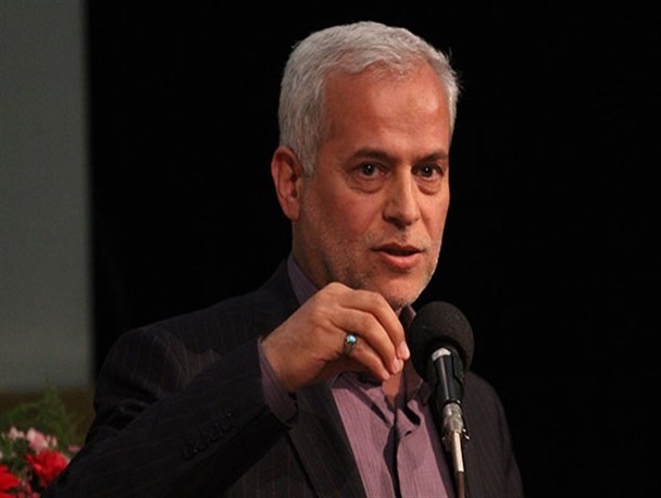 قاسم زاده در هفته نامه ۱۰۰درصد: علاقه مندم در معرض نقد قرار گیرم/ امام جمعه موقت اصفهان: صحبت هایم را سانسور نکنید