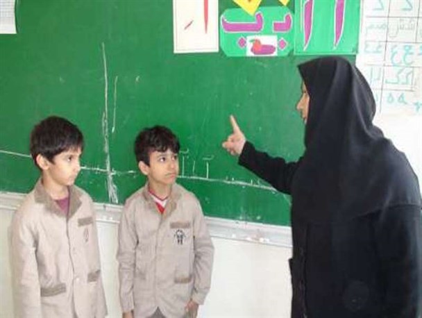 امسال معلم نمونه انتخاب نکردیم