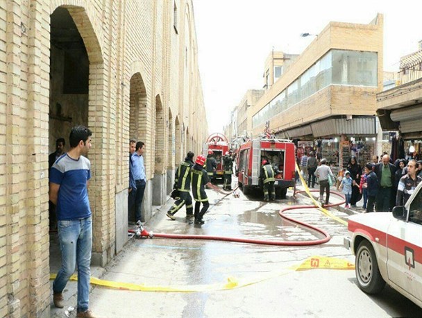 آتش‌سوزی بازار رضا(ع) مشهد با حضور ماموران آتش‌نشانی به موقع کنترل شد