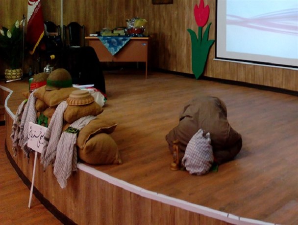 شهدا ستارگان خاموش نشدنی آسمان معرفت اند