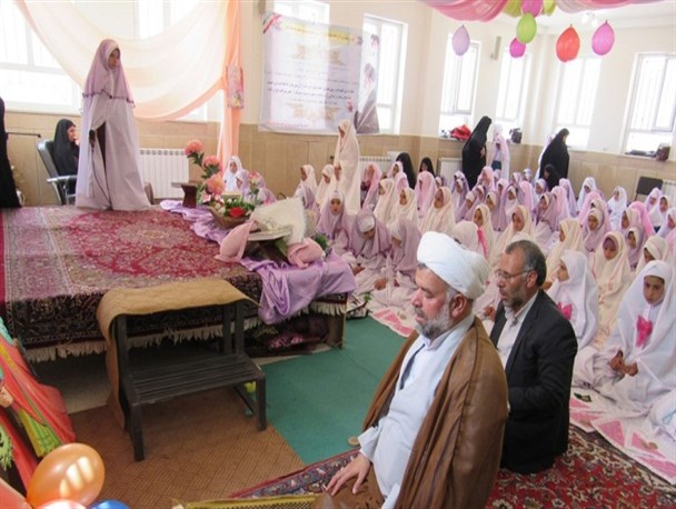 جشن تکلیف ۱۶۰ شکوفه دختر تیران و کرون برگزار شد‬‎+ تصاویر
