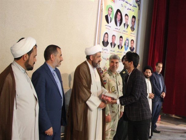 تجلیل از خبرنگار "سبلان ما"در همایش گرامیداشت روز معلم+عکس
