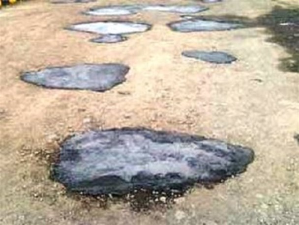 وقتی سیمان و خاک جای آسفالت را می گیرند!