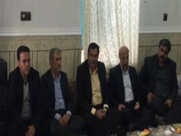 بازدید معاون بنیاد مسکن از روستای تحت رانش قلعه رستم ازنا