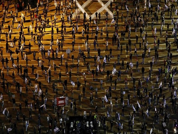 تظاهرات چند هزار نفری علیه ائتلاف نتانیاهو و گانتز