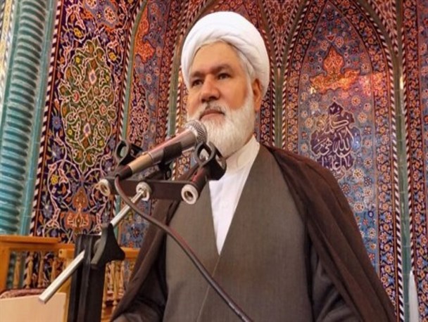 معلمان نقش مهمی در توسعه فرهنگی و اجتماعی جامعه دارند