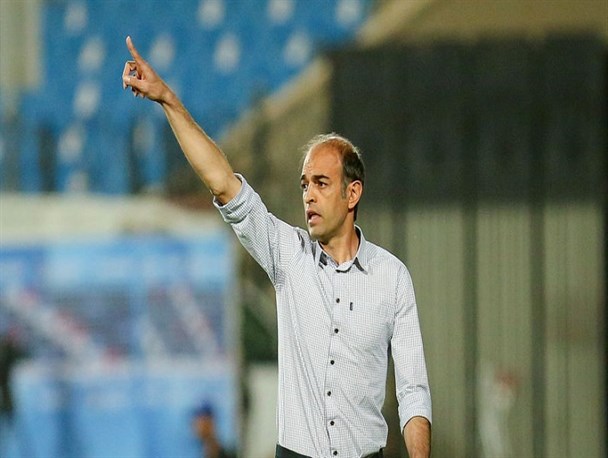 نویدکیا: بازیکنانم مقابل استقلال خسته بودند/ فعلاً برای ادامه هم‌کاری با سپاهان تصمیم نگرفته‌ام