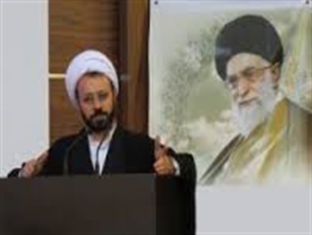 منتظرواقعی بودن به زبان و ظاهر نیست بلکه به عمل و رفتار می باشد