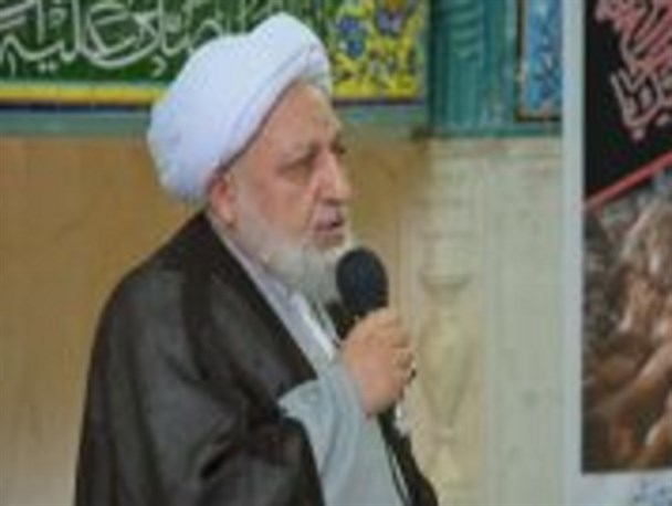 امام خمینی(ره) فرزند حقیقی اسلام بود/ امام با رساله خود موجی از طوفان آفرید