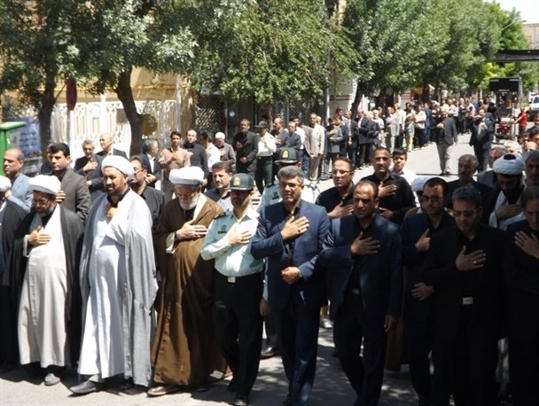 برگزاری دسته عزاداری به مناسبت رحلت امام(ره) در ملکان