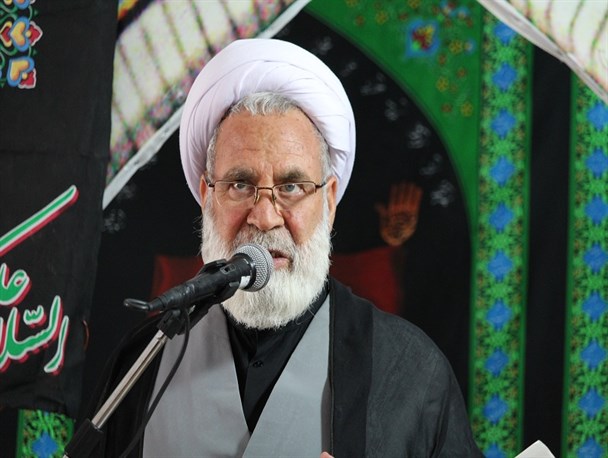 راه امام، راه سعادت ملت ایران است/ بی حاشیه بودن فرزندان رهبری از ویژگی های بارز ایشان است