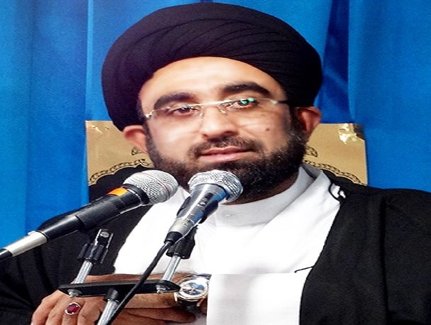 مقابله با تحریف اندیشه‌های امام(ره) در تبعیت از رهبر معظم انقلاب است