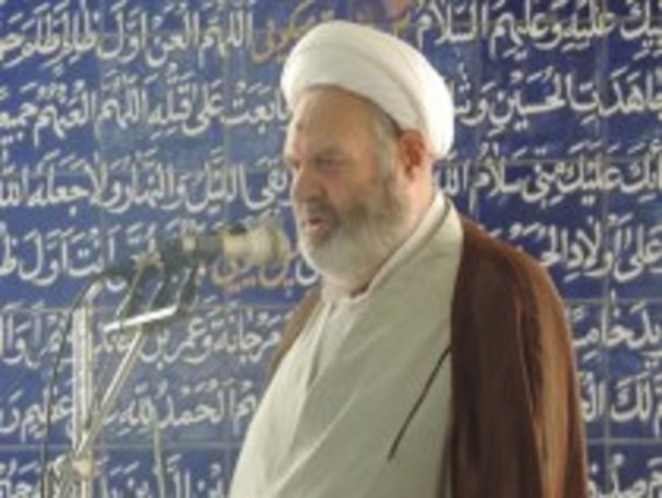 امام پیر طریقت و معلم بزرگ آزادگان بود/ ملت ایران از اهداف خود عقب نشینی نمی کند