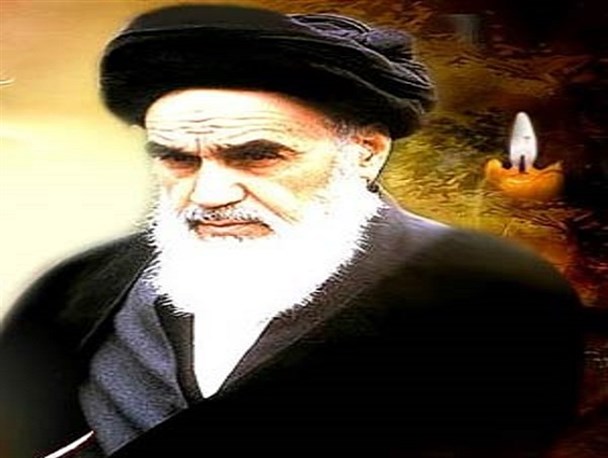 مکتب لیبرال - دموکراسی منشأ نابسامانی‌های جهان/معنویت و سیاست در مکتب امام(ره) به هم تنیده است