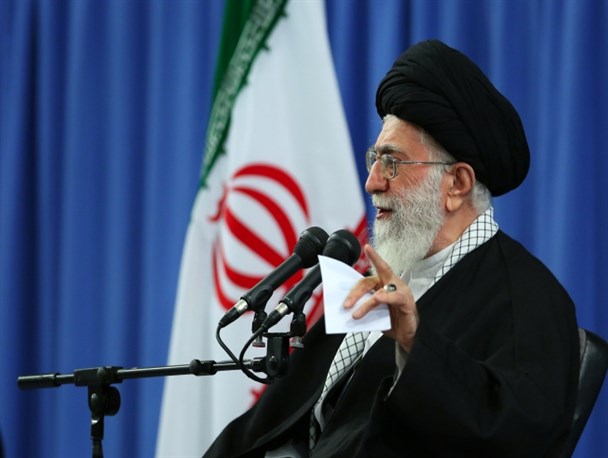 پیش روی کشتی انقلاب با نا خدایی امام عاشورایی