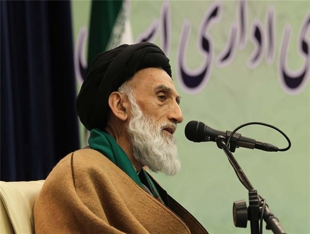 انتخاب سریع آیت الله خامنه ای به رهبری دست دشمنان انقلاب را کوتاه کرد