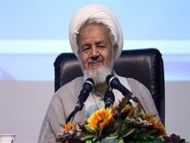 جمهوری اسلامی بسترساز ظهور امام زمان است/ برخی انقلابی گری را دارای تاریخ انقضا می‌دانند/