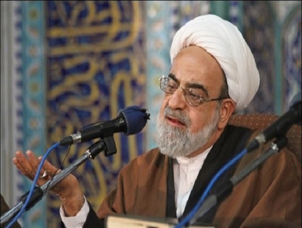 مسئولین باید آبروی مذهب و نظام را حفظ کنندو نسبت به بیت المال حساس باشند