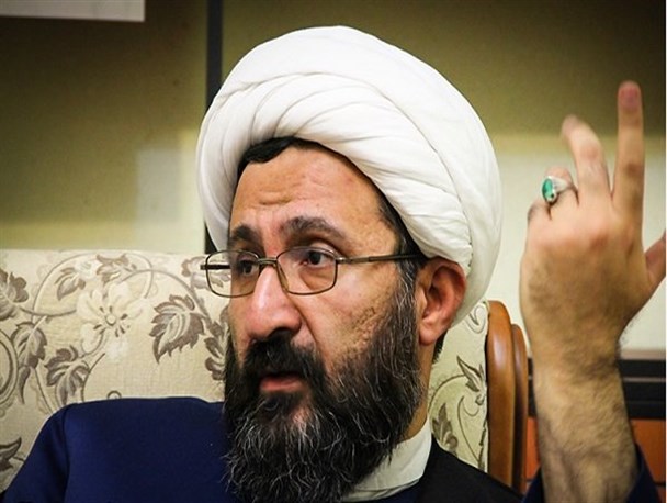 لزوم توجه ویژه مسئولان به وصیت نامه امام خمینی(ره)/ آنچه که امروز رهبری انقلاب برای ما ترسیم می کند همان سیره و روش امام راحل است