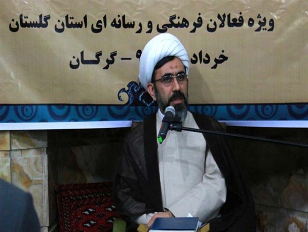 جنگ قرن ما جنگ رسانه است / امروز ما اگر هستیم به نام امام(ره) زنده هستیم