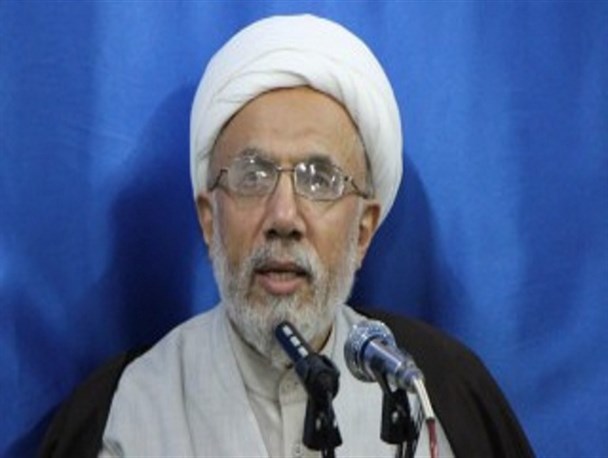 سبک زندگی امام(ره) باید برای همه الگو باشد