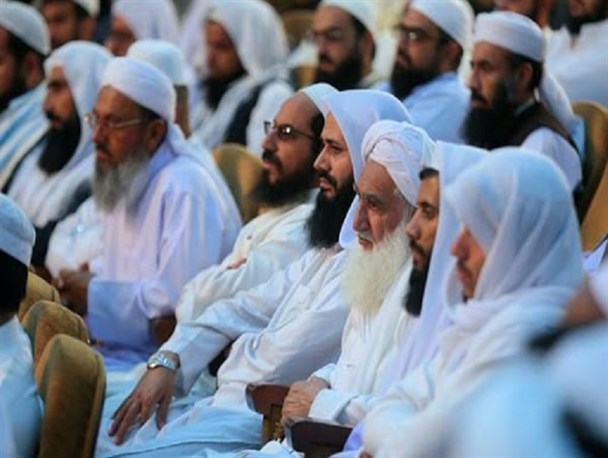 امام خمینی(ره)مرام یک حاکم اسلامی را به همگان نشان داد/رهبر معظم انقلاب بهترین جانشین برای سکان داری نظام مقدس ایران بود