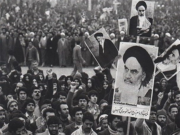 امام خمینی(ره) بیداری اسلامی را در جهان طنین‌انداز کرد